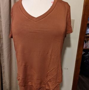 Latched Mama Copper V-Neck Boyfriend Tee, XL, NWT